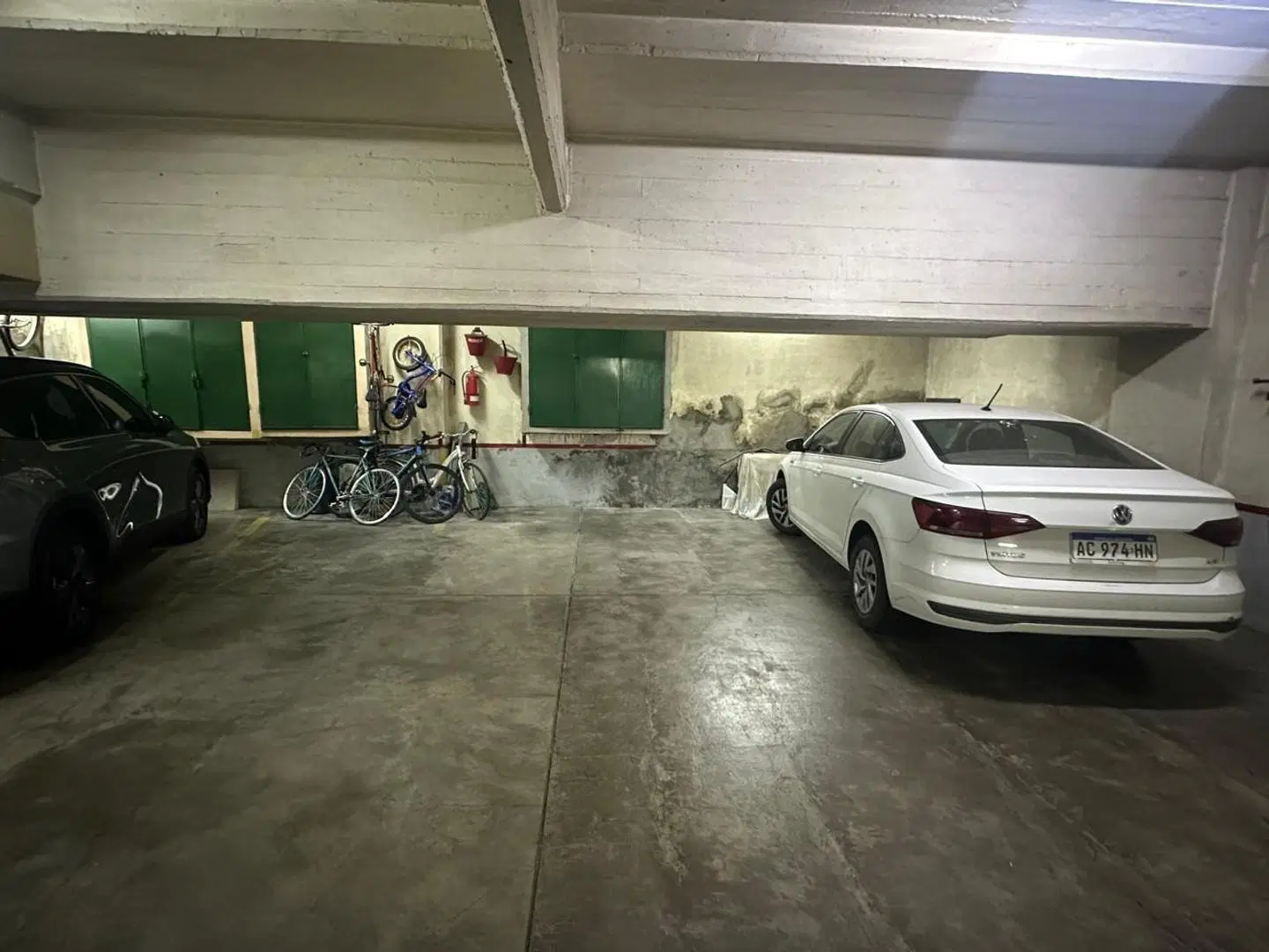 Departamento 4 ambientes con balcón en venta 3