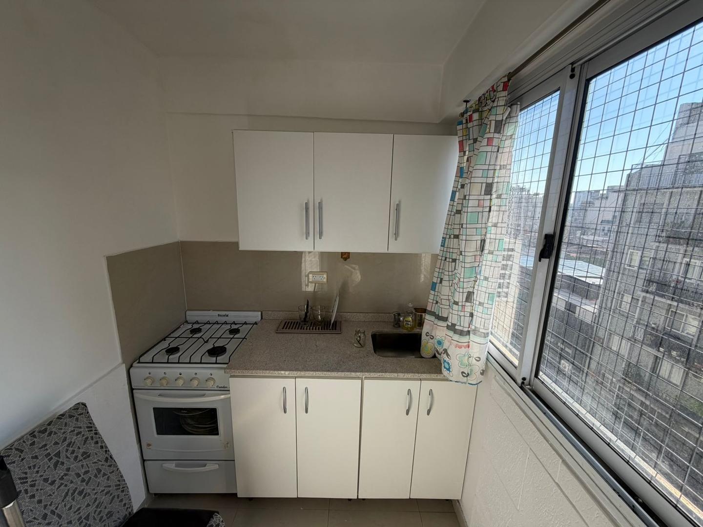 Foto de departamento monoambiente con balcón, imagen 5