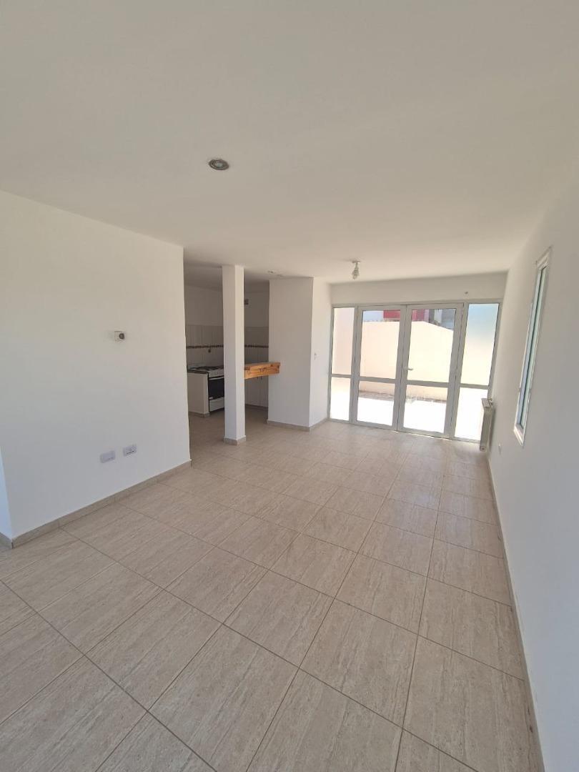 Duplex en Venta - Fernandez Oro 4