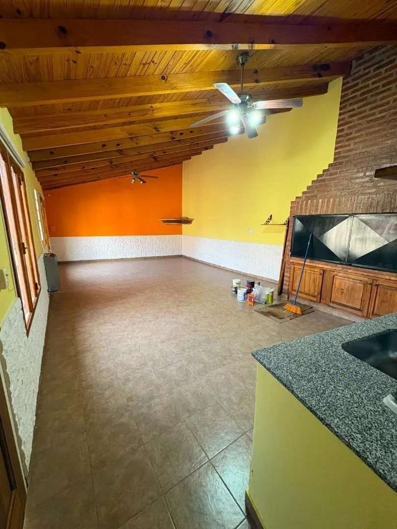 Alquiler Casa en Centenario 5