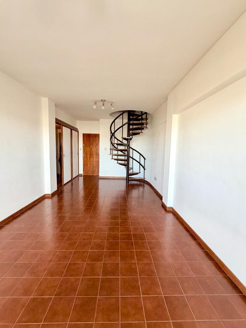 Foto de DEPARTAMENTO 3 DORM CENTRO NQN, imagen 2