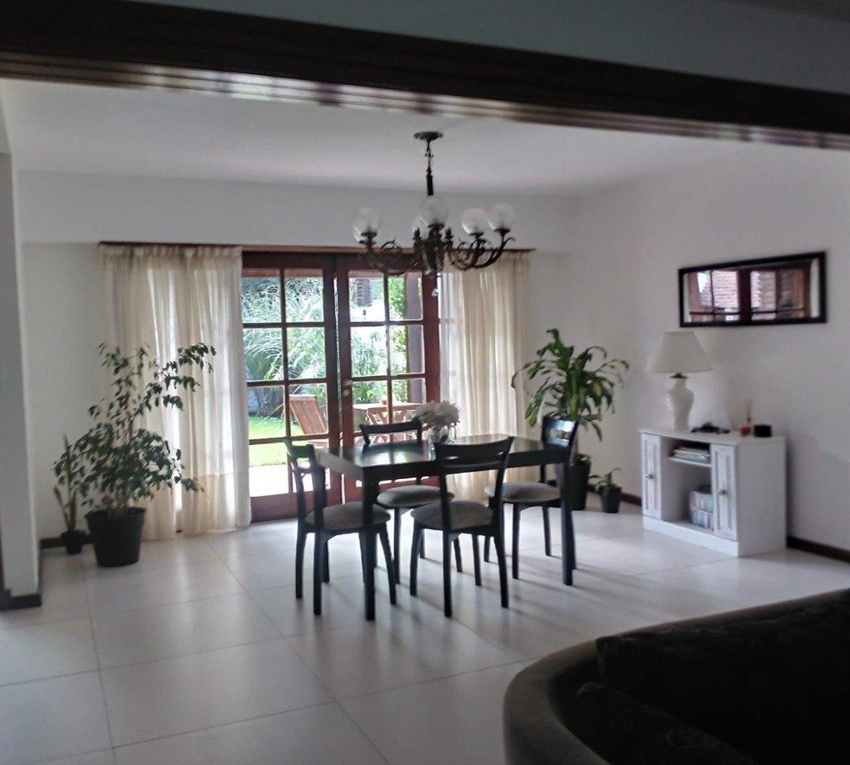 Chalet en Los Tilos 2