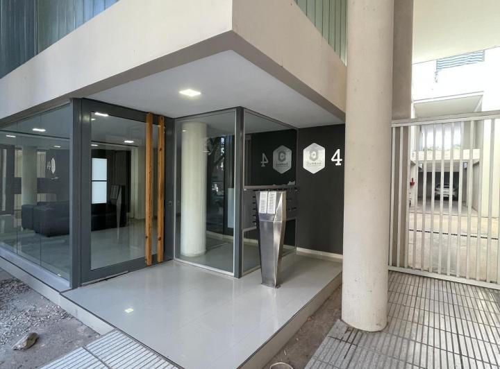 EDIFICIO CALAS - Av. Córdoba 2038 - Dpto. 6H