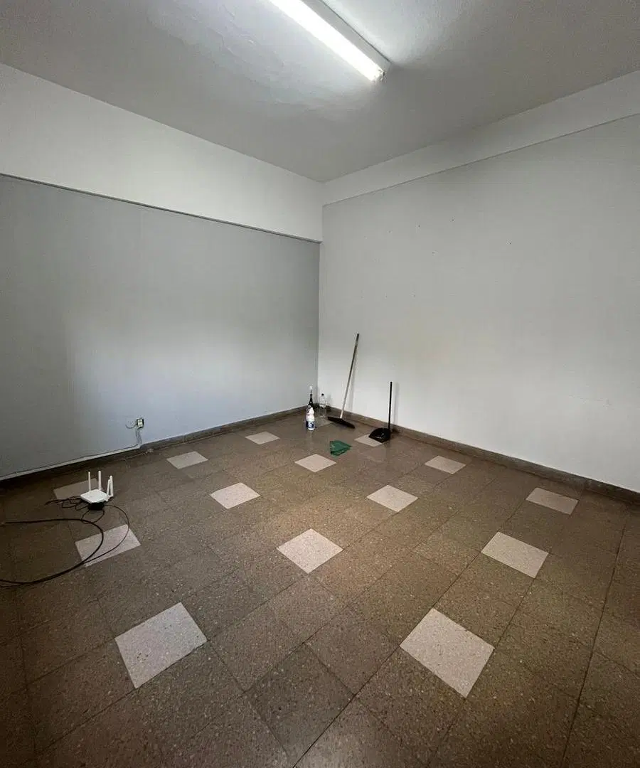 VENTA OFICINA SAN MARTIN 573 2