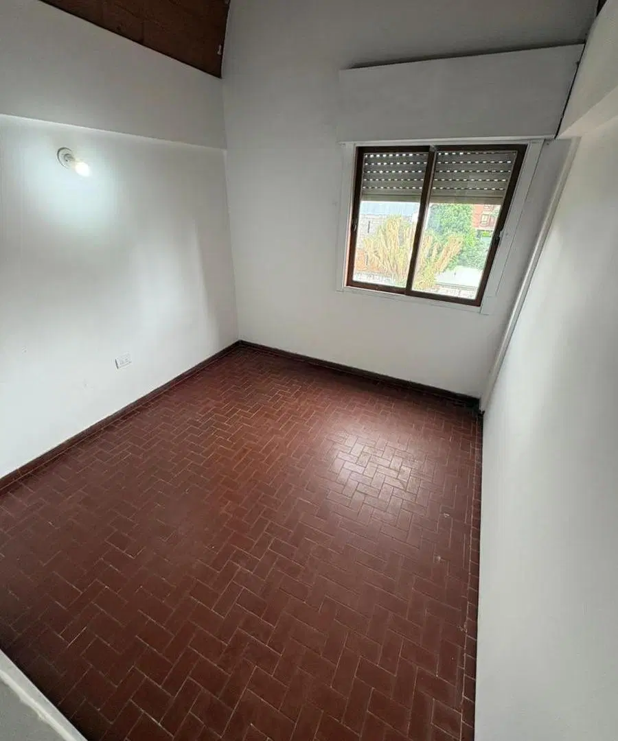VENTA DEPARTAMENTO 2D RONDEAU 947 C/RENTA 2