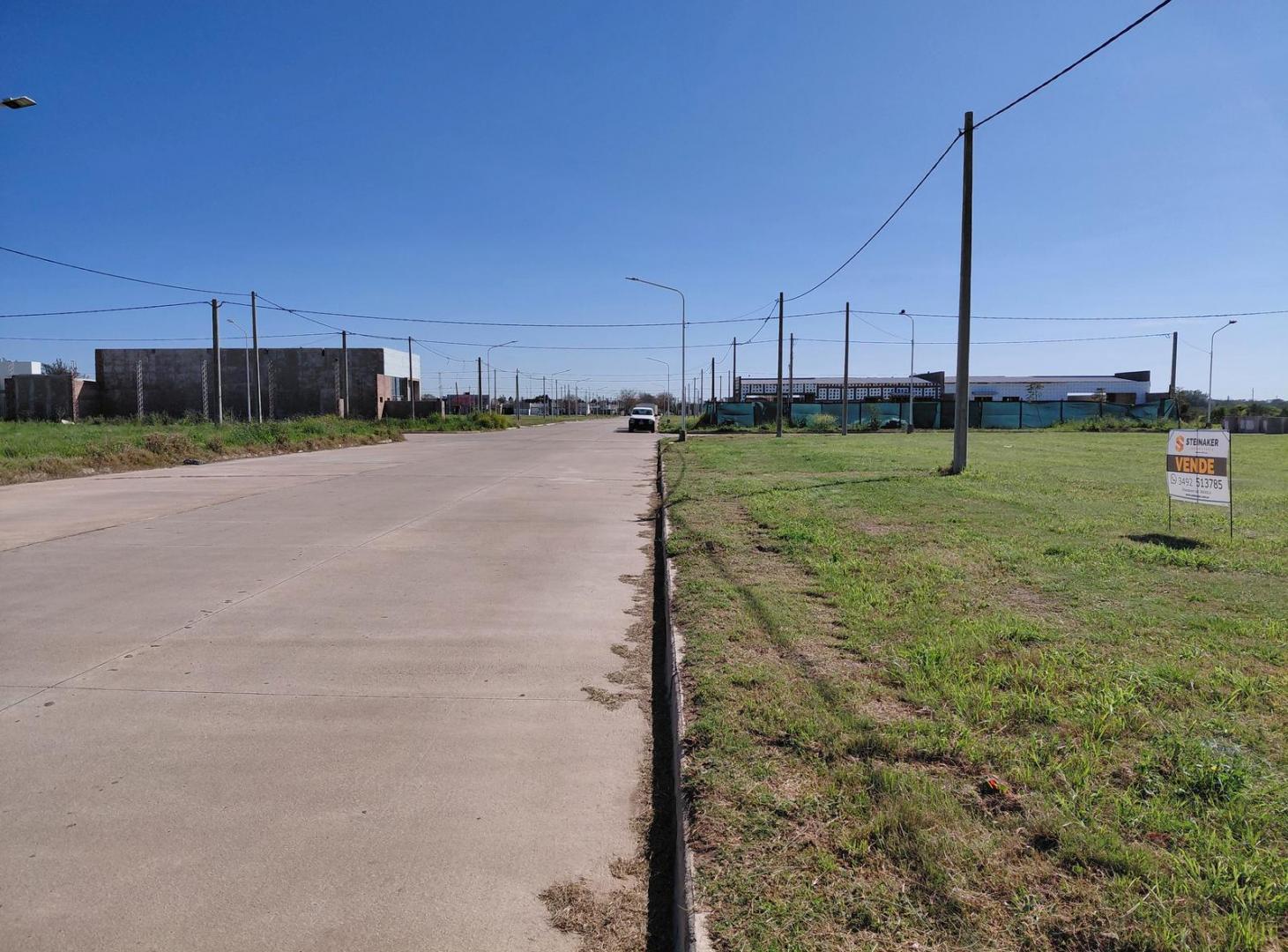 Foto de Exclusivo terreno en B° El Bosque sobre calle Constitución con 15 mts, imagen 5