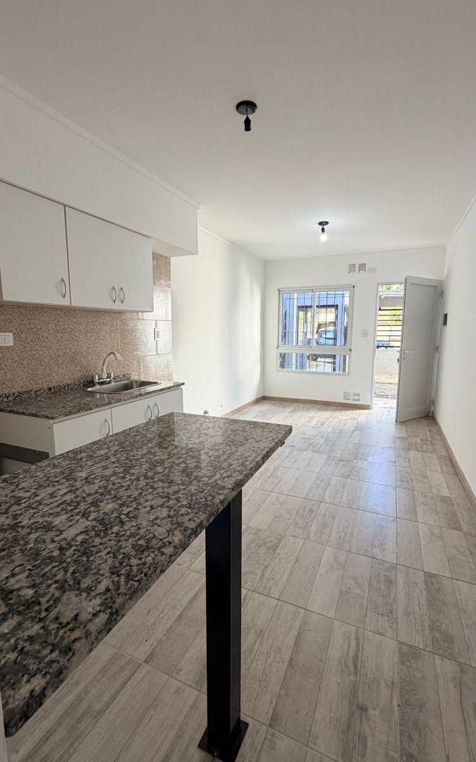 Foto de Departamento en venta de 1 dormitorio con patio verde en Santa Fe, imagen 4
