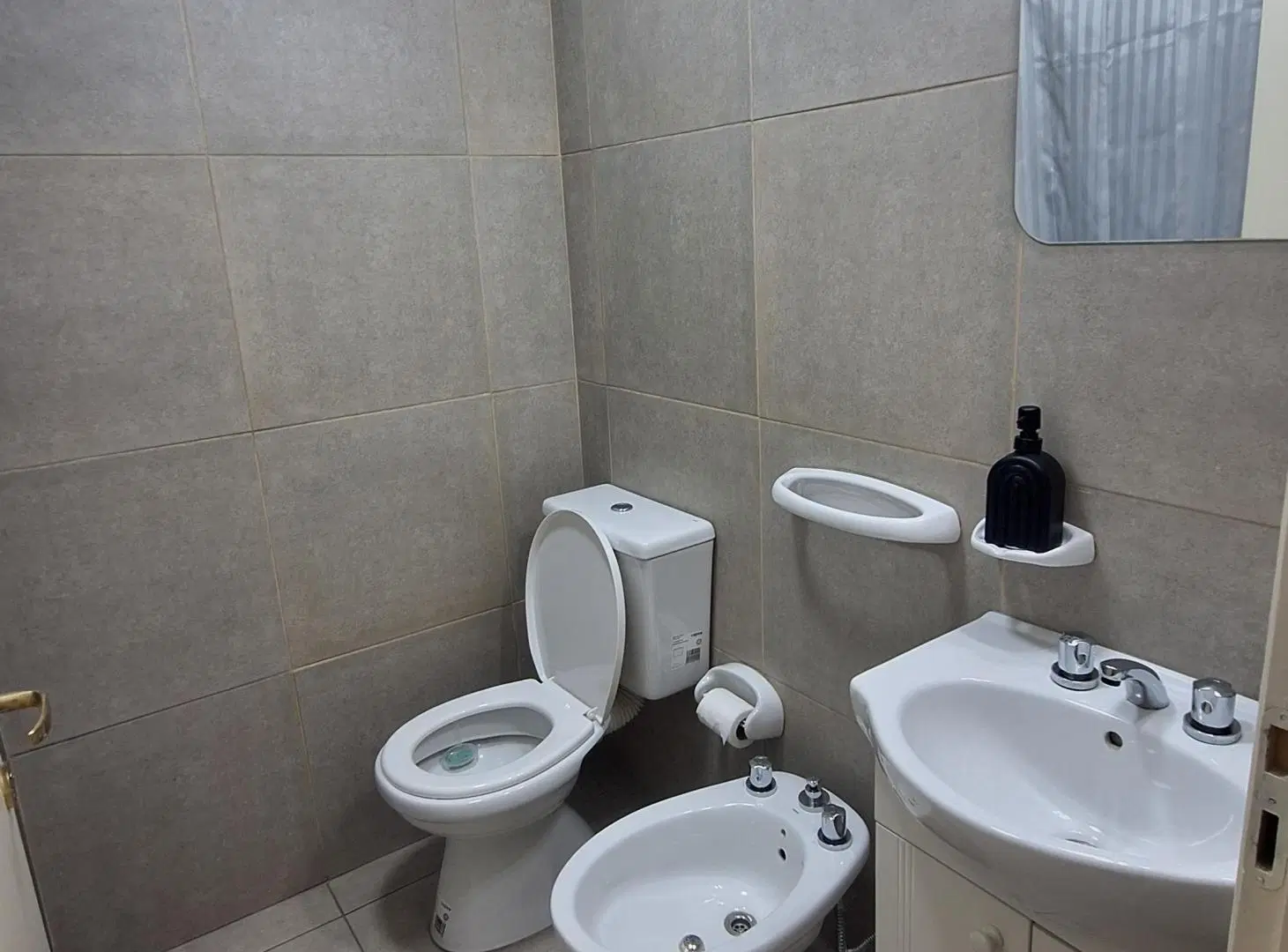 Semipiso de 1 año de antiguedad en Barrio Constituyentes, 1 dormitorio con cochera 3