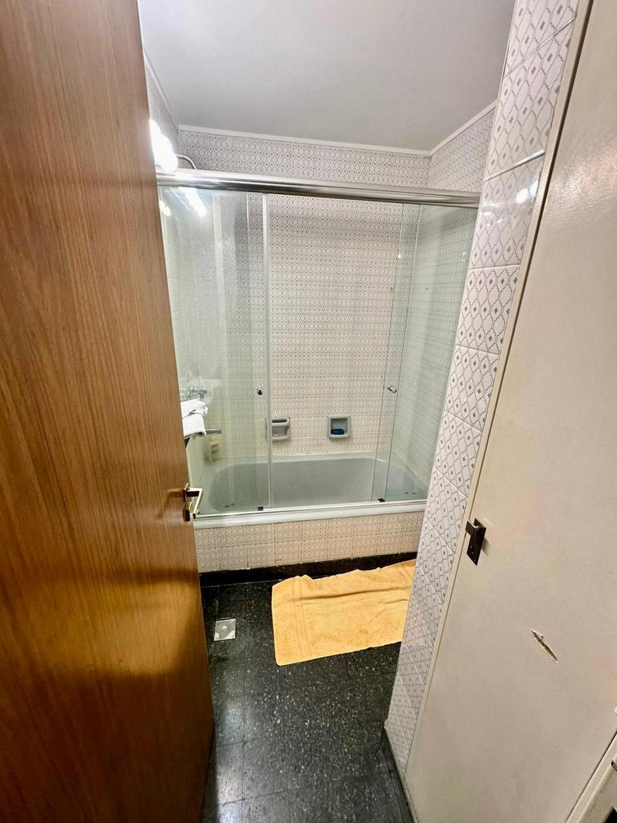 Departamento en Recoleta 4 Ambientes Piso Alto 2