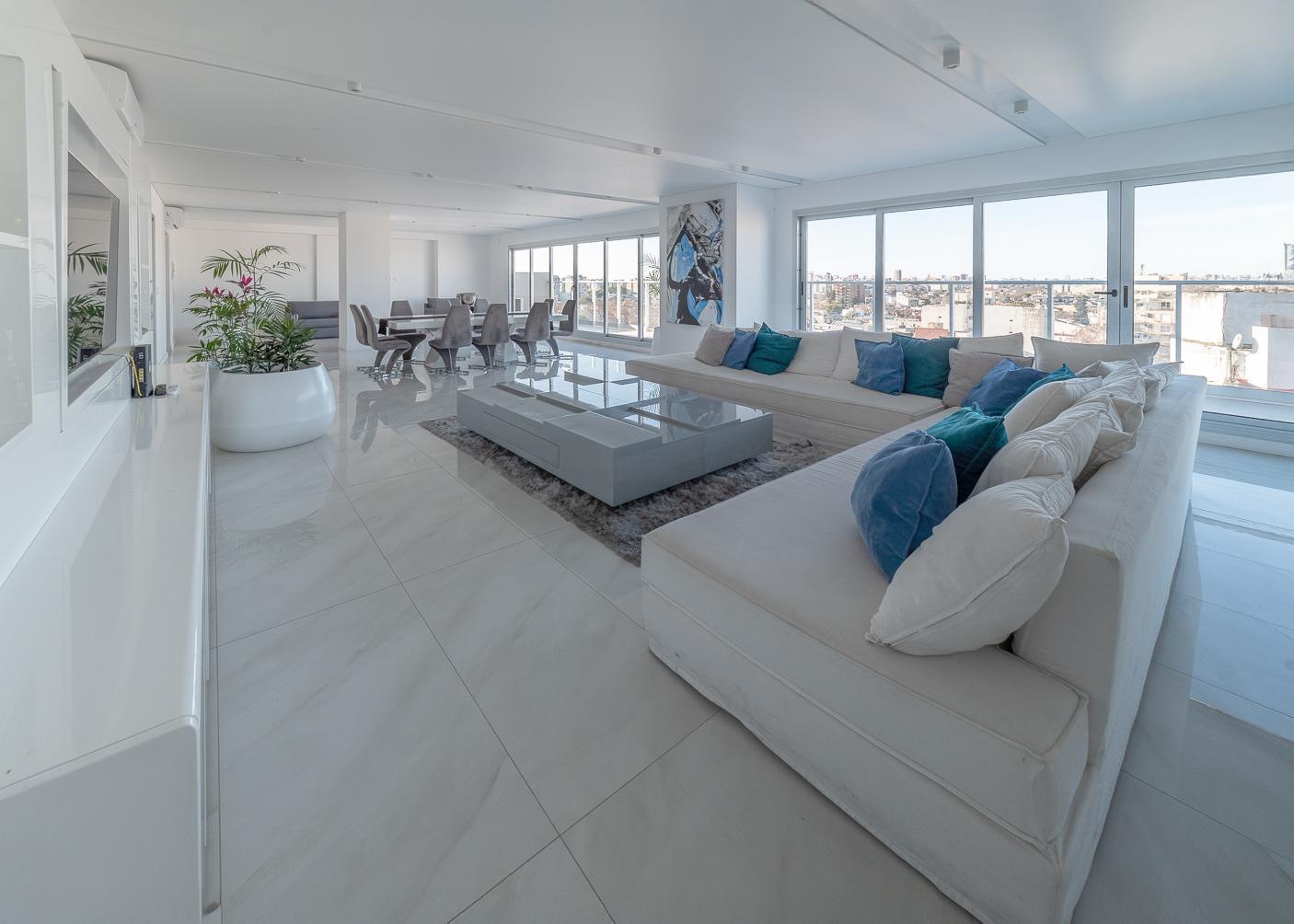 VENTA DEPARTAMENTO 3 AMBIENTES EN VILLA DEVOTO - BALCÓN TERRAZA, COCHERA Y EDIFICIO FULL AMENITIES