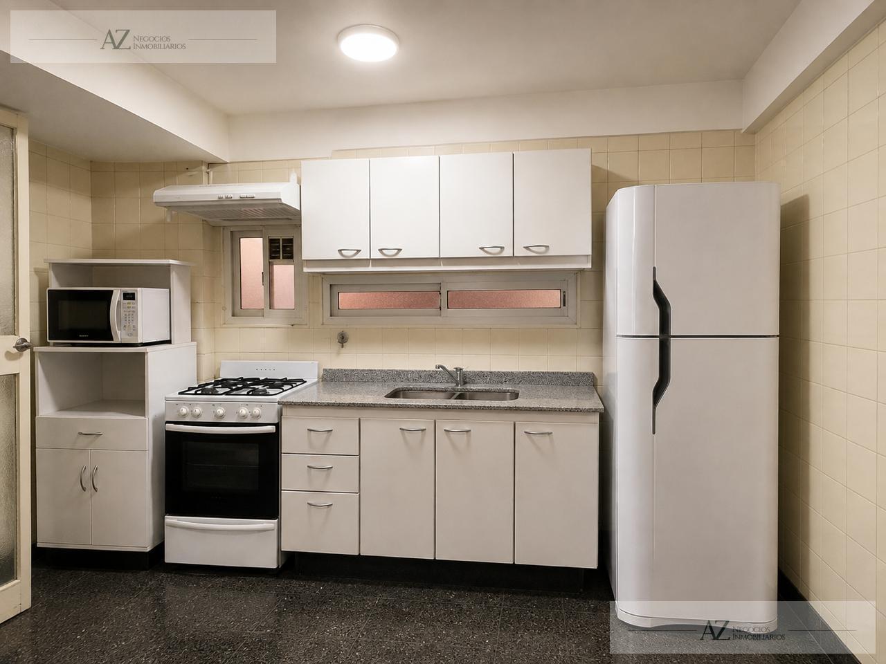 Foto de VENTA DEPARTAMENTO 4 AMBIENTES CON COCHERA Y BAULERA RECOLETA - BARRIO, imagen 4