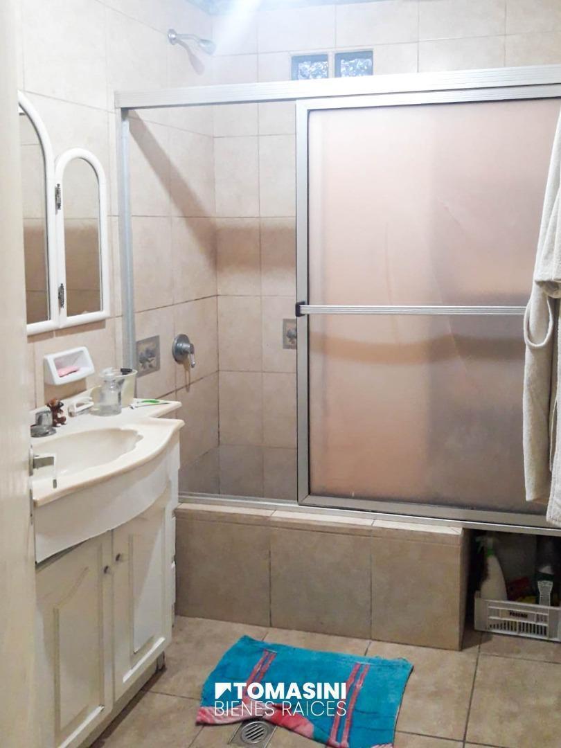Foto de CASA DE 2 AMBIENTES MAS DEPARTAMENTO DE 2 AMBIENTES, imagen 2