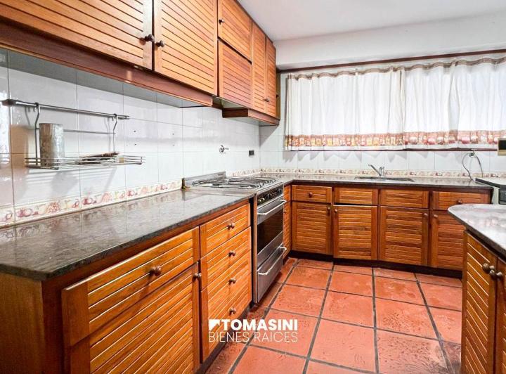 ALQUILER DEPARTAMENTO DE 3 AMBIENTES + ALTILLO 4