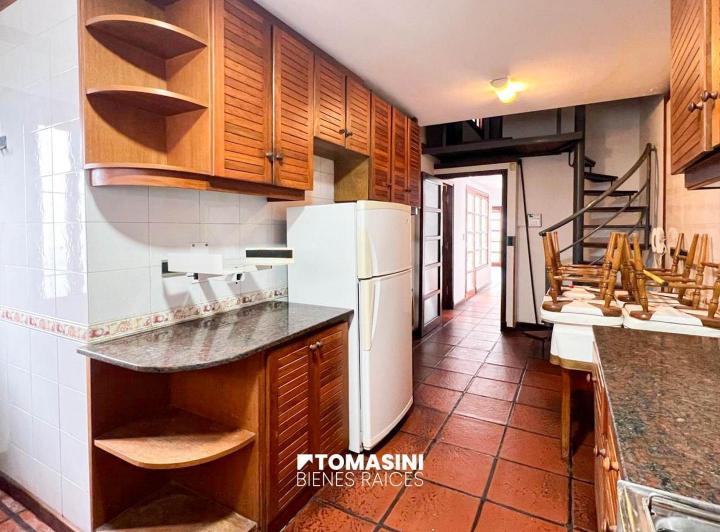 ALQUILER DEPARTAMENTO DE 3 AMBIENTES + ALTILLO 3