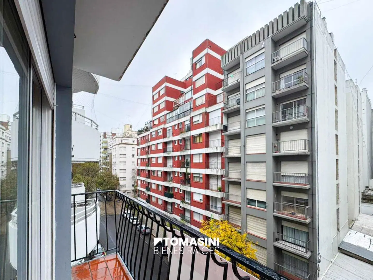 DEPARTAMENTO DE 3 AMBIENTES AL FRENTE CON BALCON 8