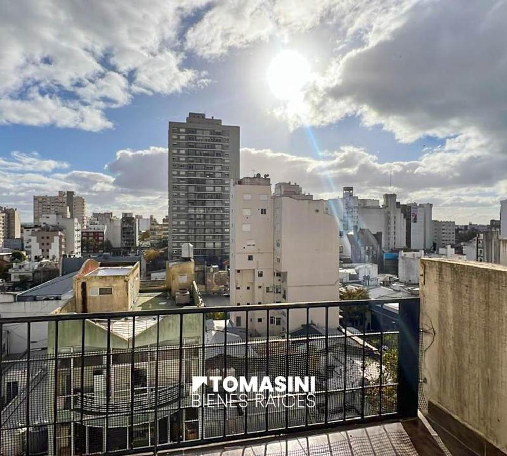 Foto de ALQUILER 24 MESES. 2 AMBIENTES CON BALCON y DEPENDENCIA, imagen 1