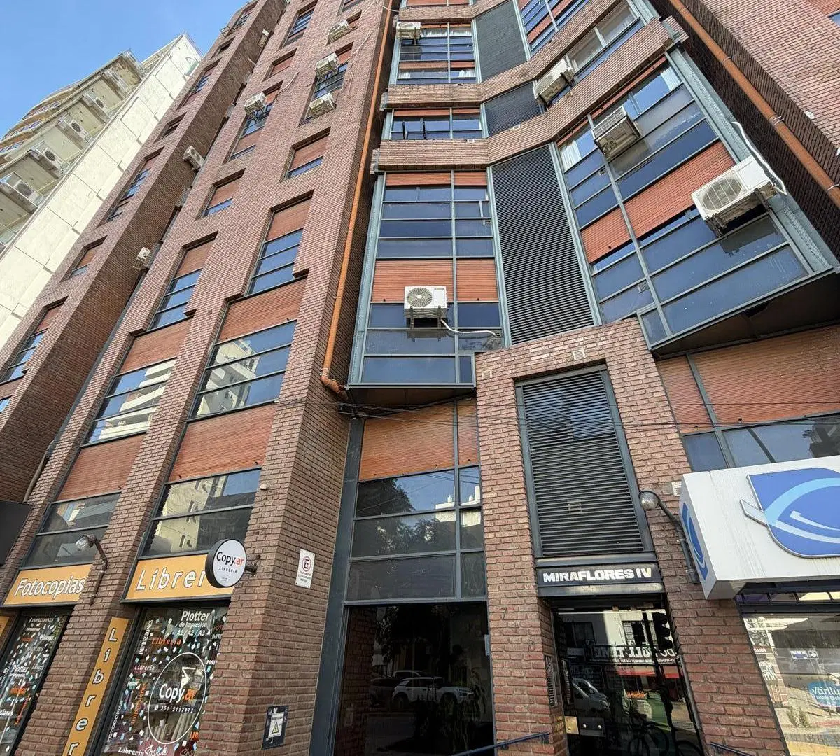 Departamento en venta y alquiler  Bv San Juan 700 2
