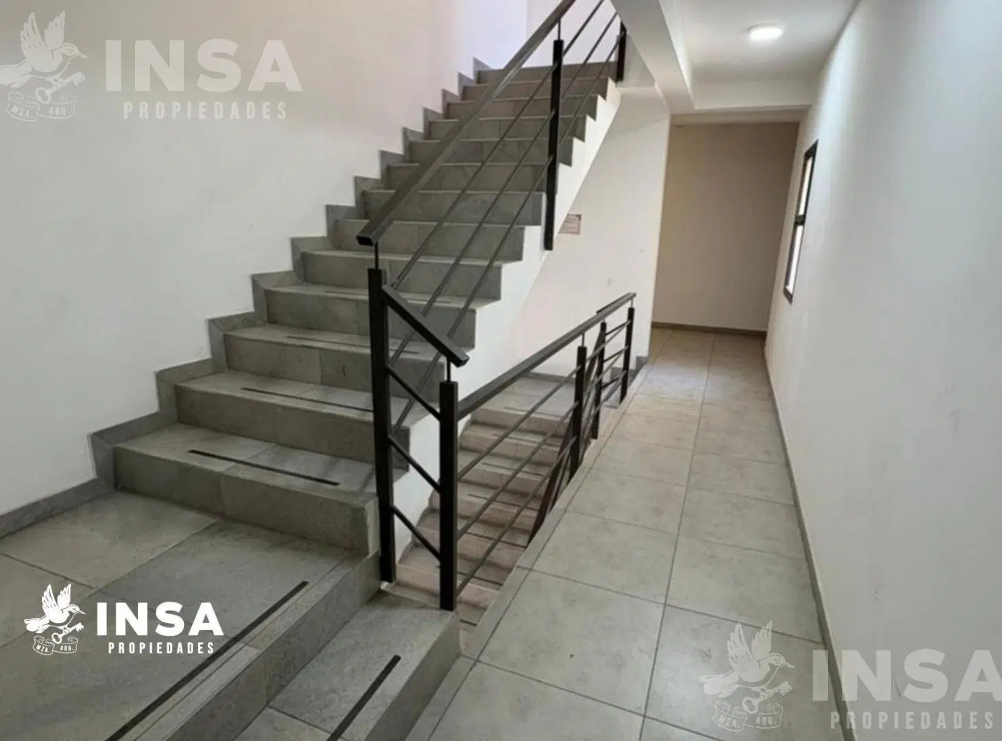 Departamento EN VENTA EN GODOY CRUZ 4