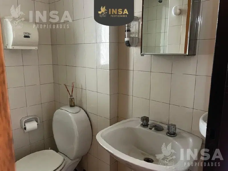 Casa en alquiler en barrio bombal, ciudad mendoza 3