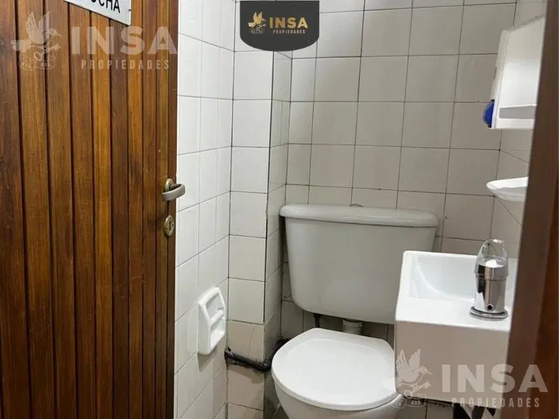INSA PROPIEDADES OFRECE OFICINA EN ALQUILER EN CALLE SAN LORENZO - CIUDAD 5