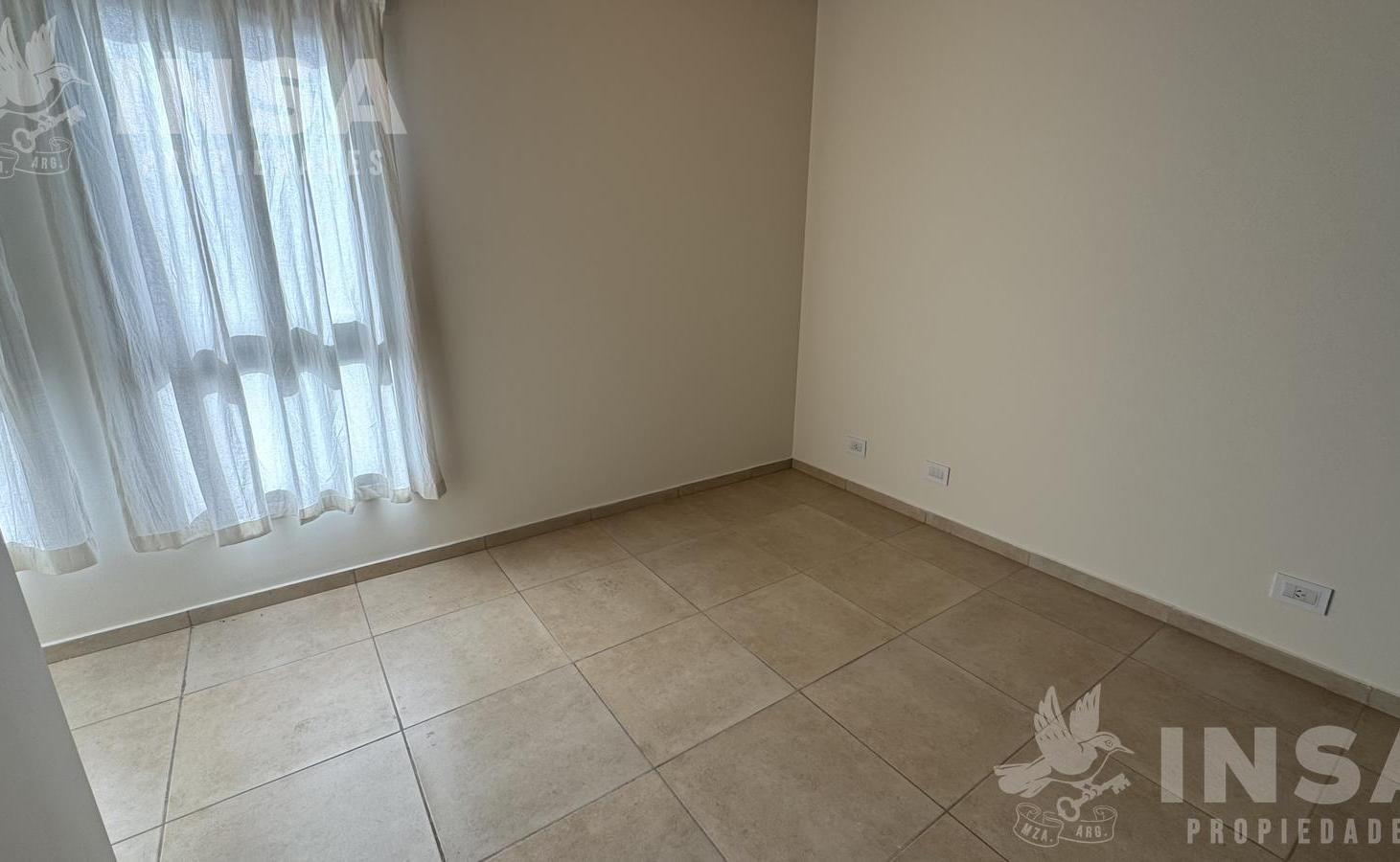 Foto de Departamento en alquiler 2 dormitorios 1 baño terraza y patio en, imagen 1