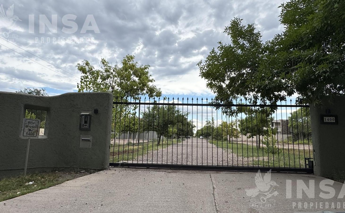 Foto de Venta - Terreno - Chacras de coria - 750m2, imagen 2
