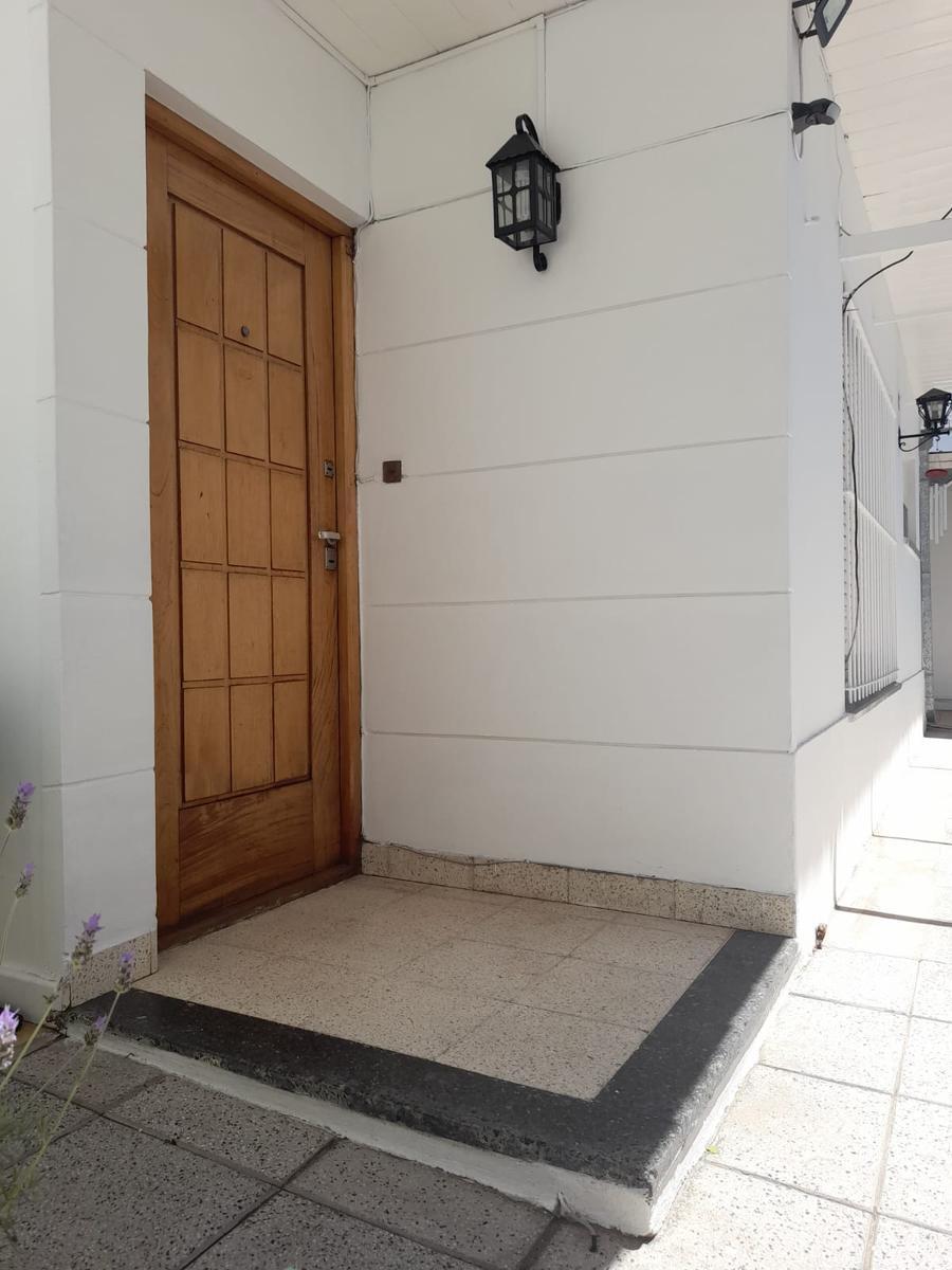 Venta PH 3 ambientes cochera Chauvin MDP