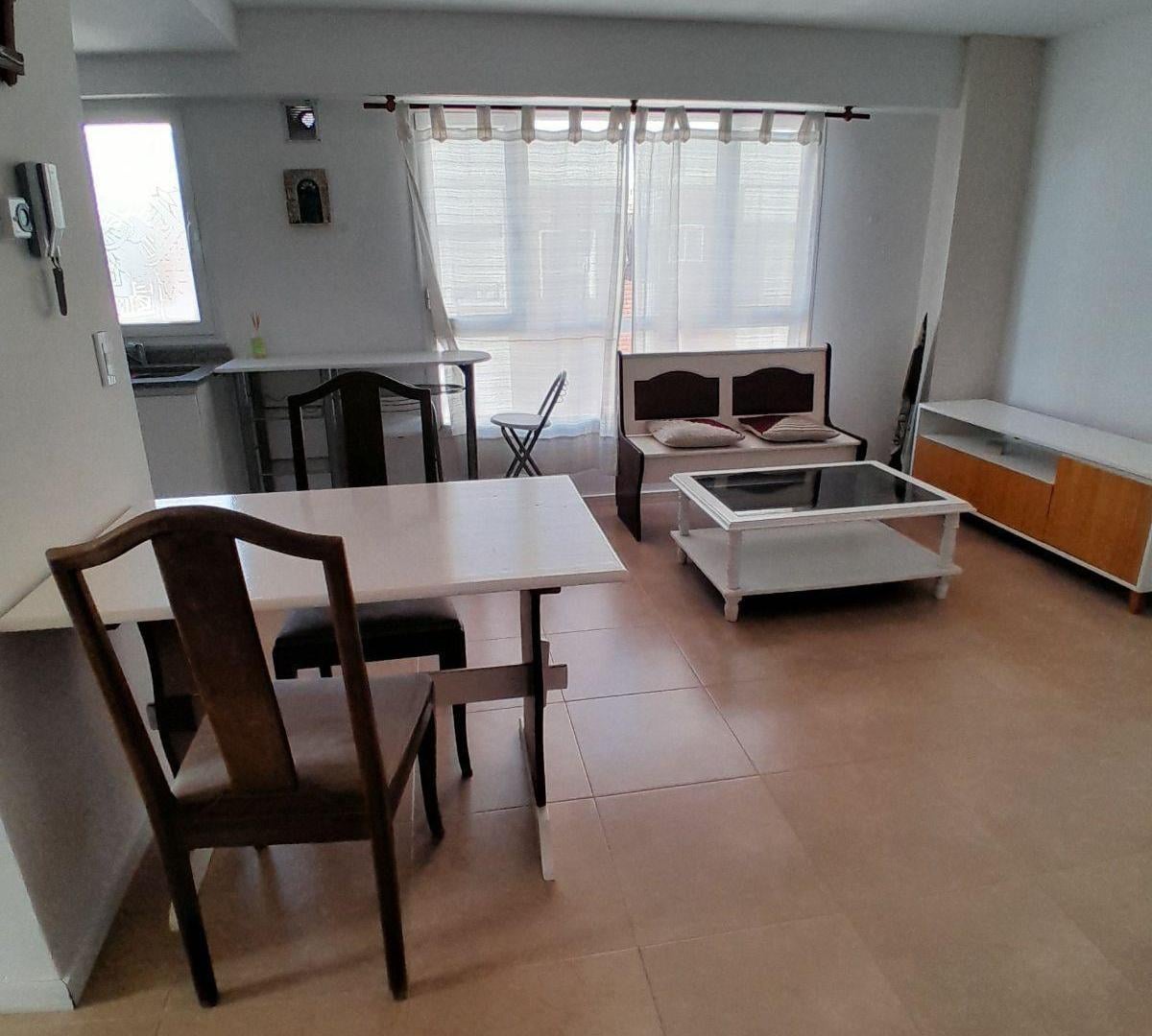 Departamento 2 amb con cochera - La Perla