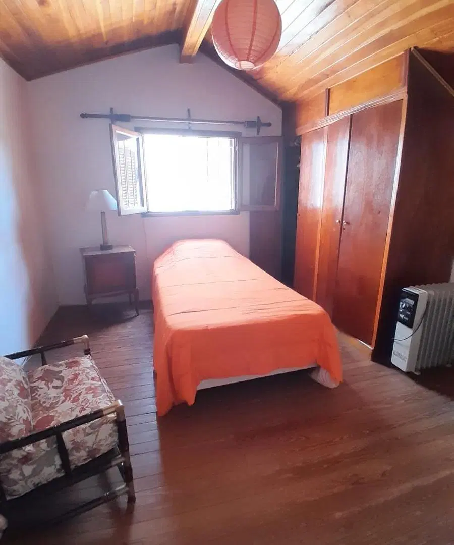 vende en block casa más departamento Chauvin Mar del Plata 2