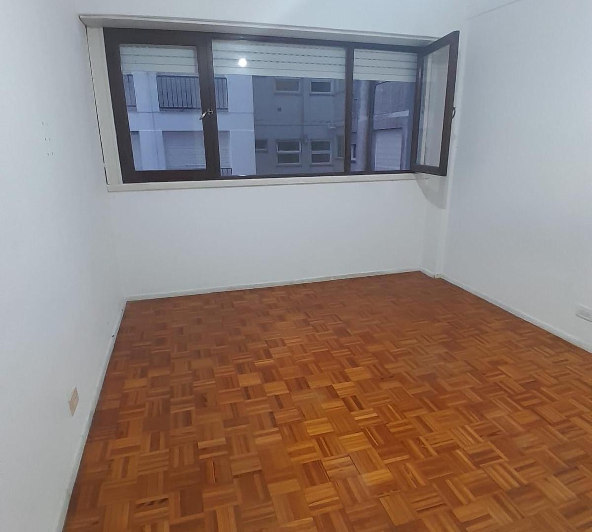 Foto de venta 2 amb con balcón La Perla, imagen 2