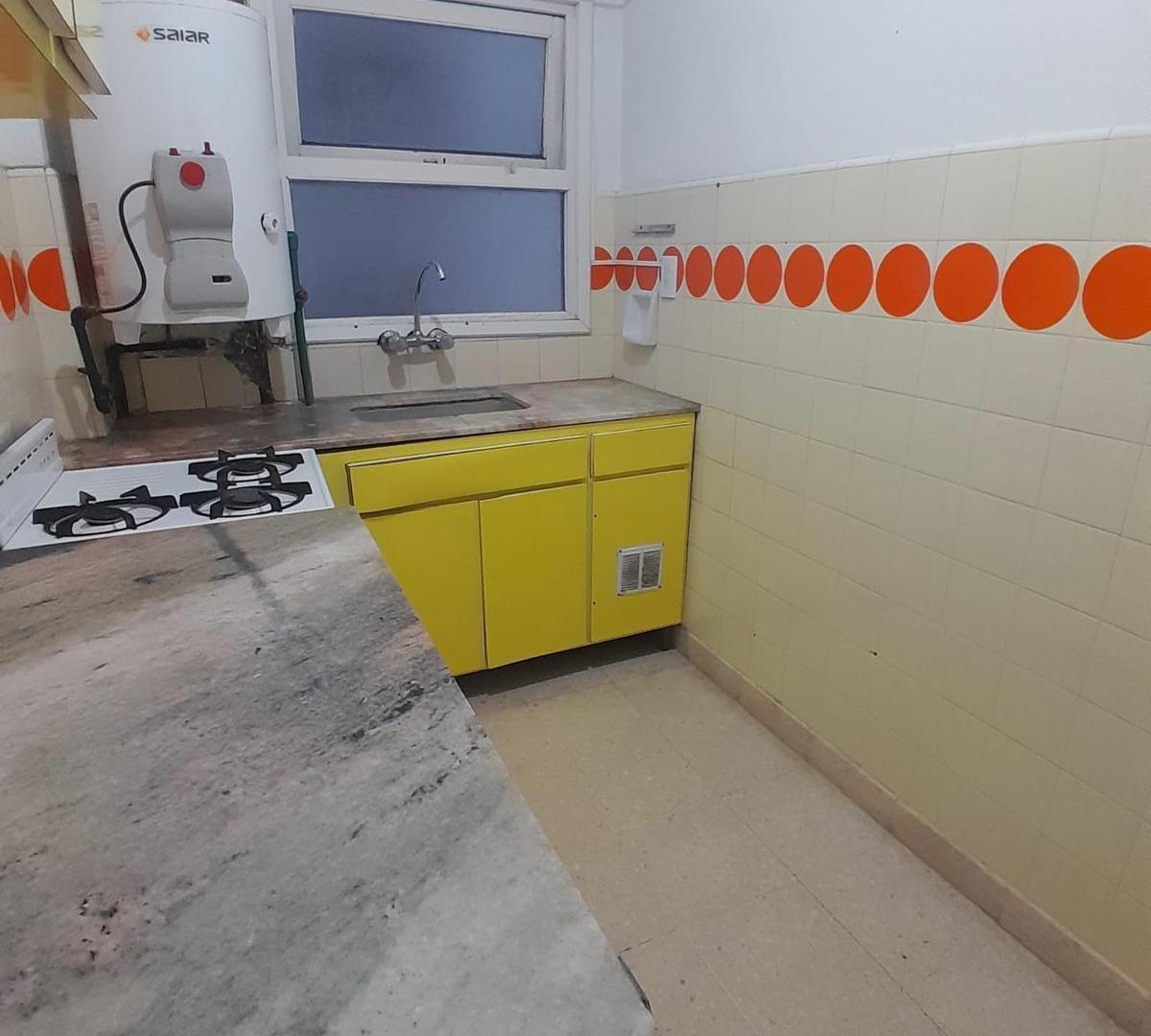Foto de venta 2 amb con balcón La Perla, imagen 4