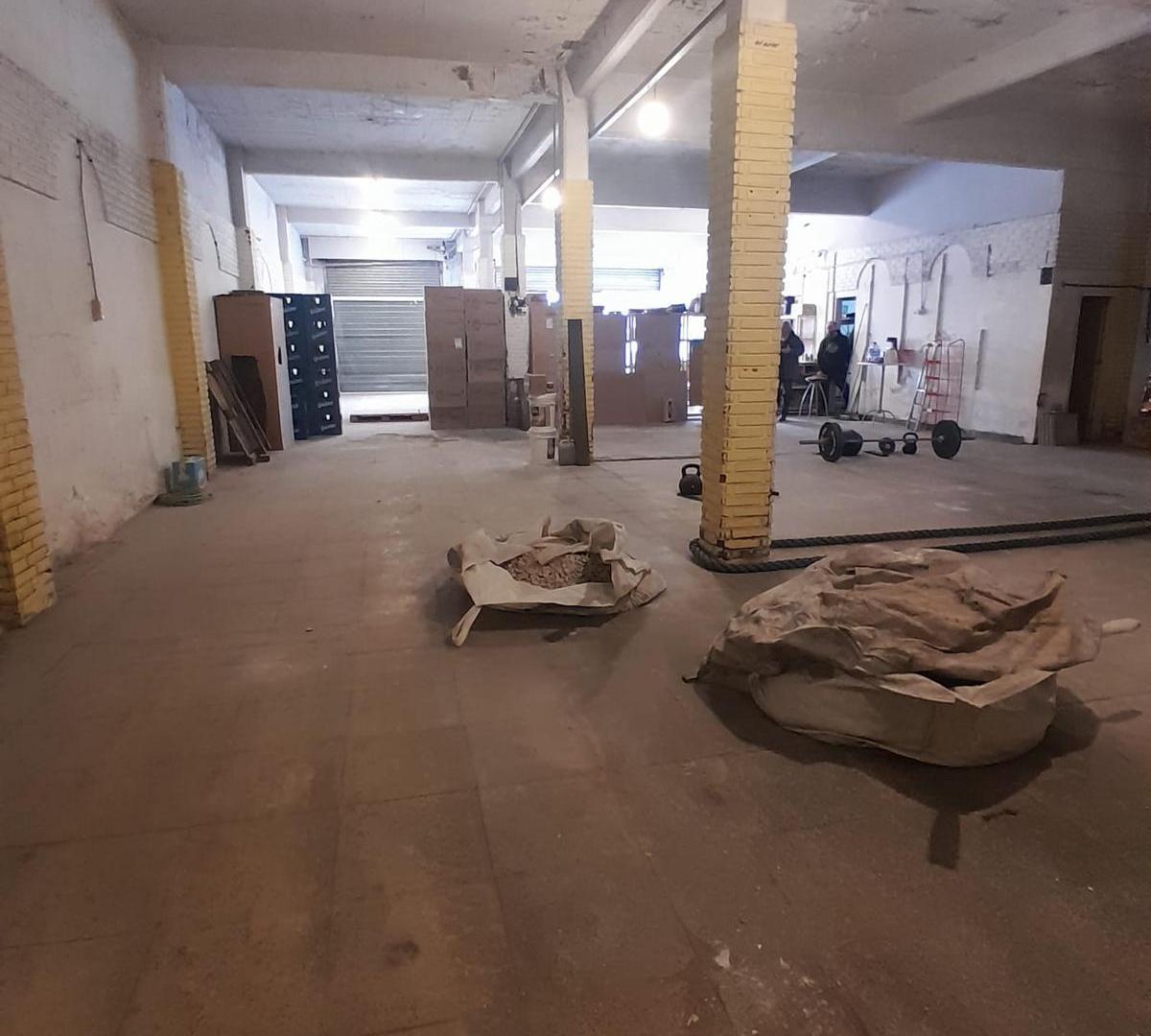 Foto de Local sobre avenida, imagen 2