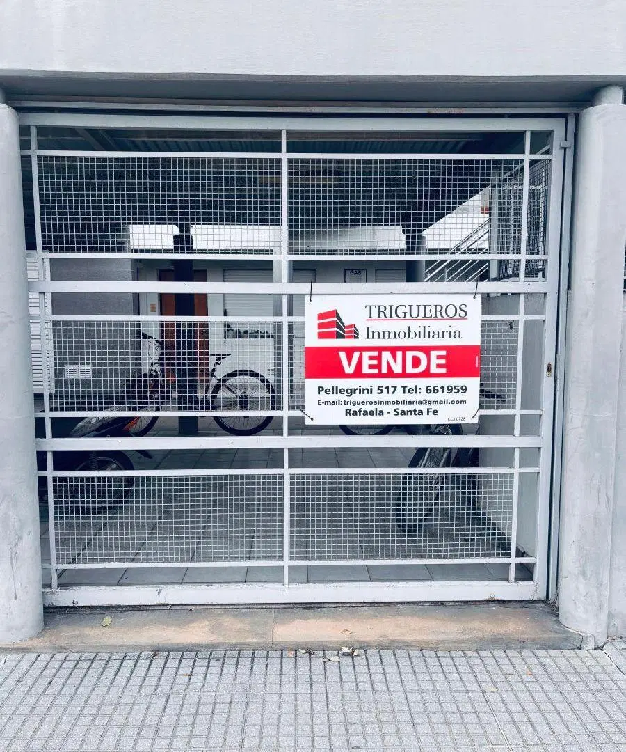 Departamento de 60 m² con 2 dormitorios en venta en San Martín 8