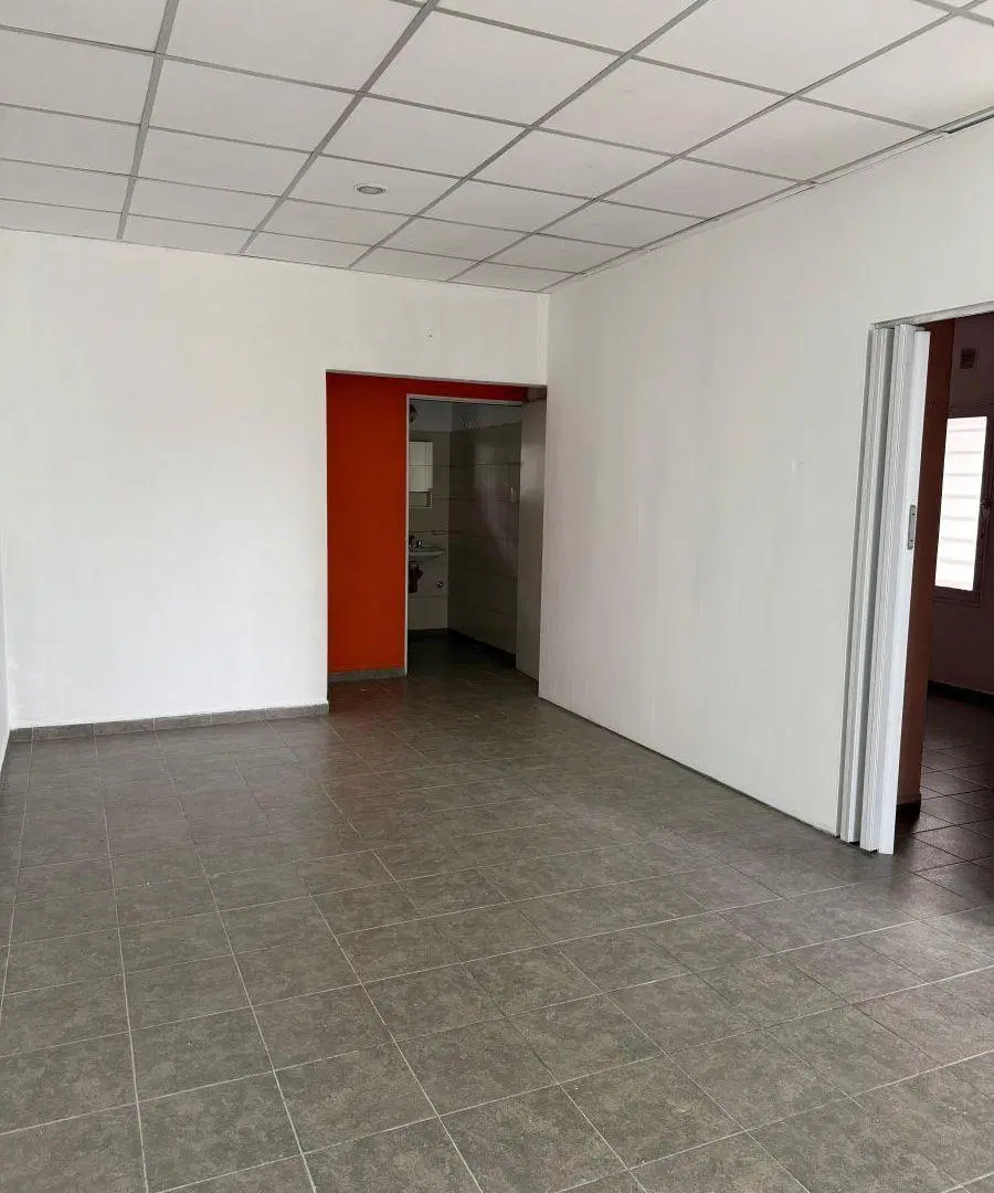 OFICINAS COMERCIALES EN ALQUILER 4