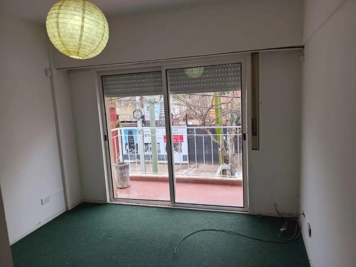 DEPARTAMENTO EN PRIMER PISO AL FRENTE 2