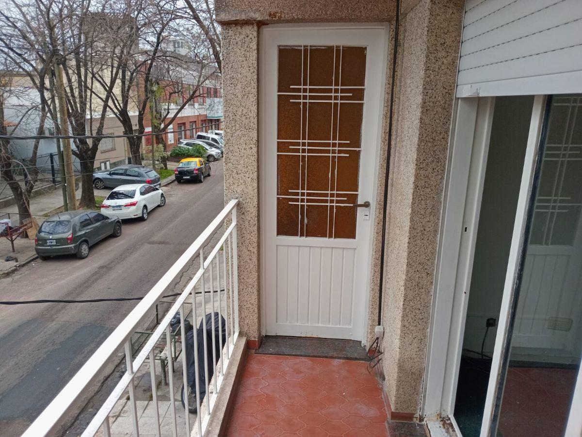 Foto de DEPARTAMENTO EN PRIMER PISO AL FRENTE, imagen 1
