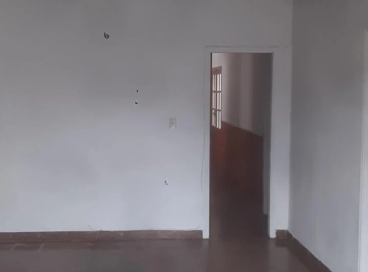 Alberdi - Alquilo casa 2D 2B 3
