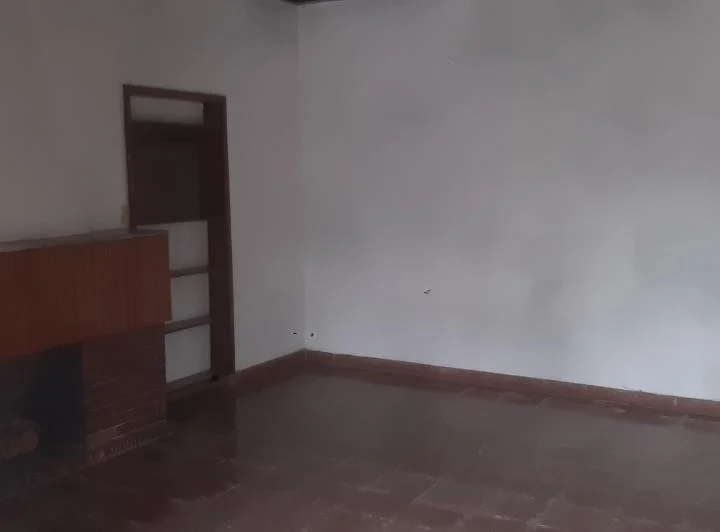 Alberdi - Alquilo casa 2D 2B 2