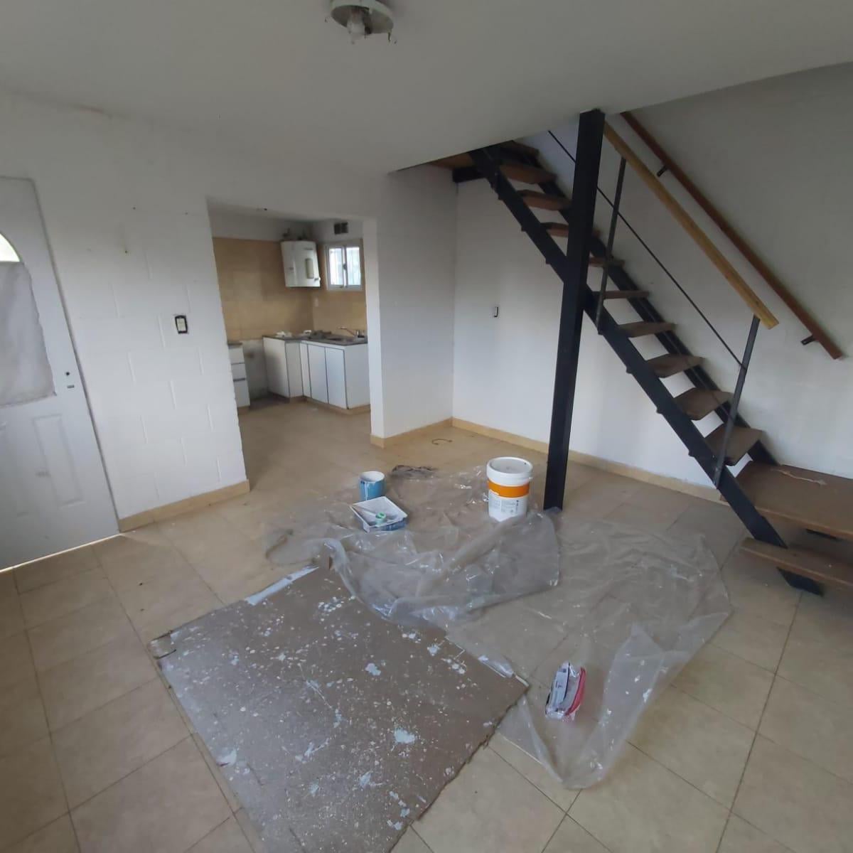 APTO CREDITO duplex calle Rivas 1707
