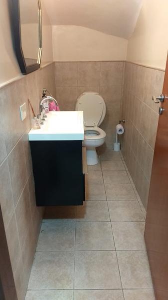 Chalet Impecable a La Venta en Barrio Manuelita Pringles 2600! 1