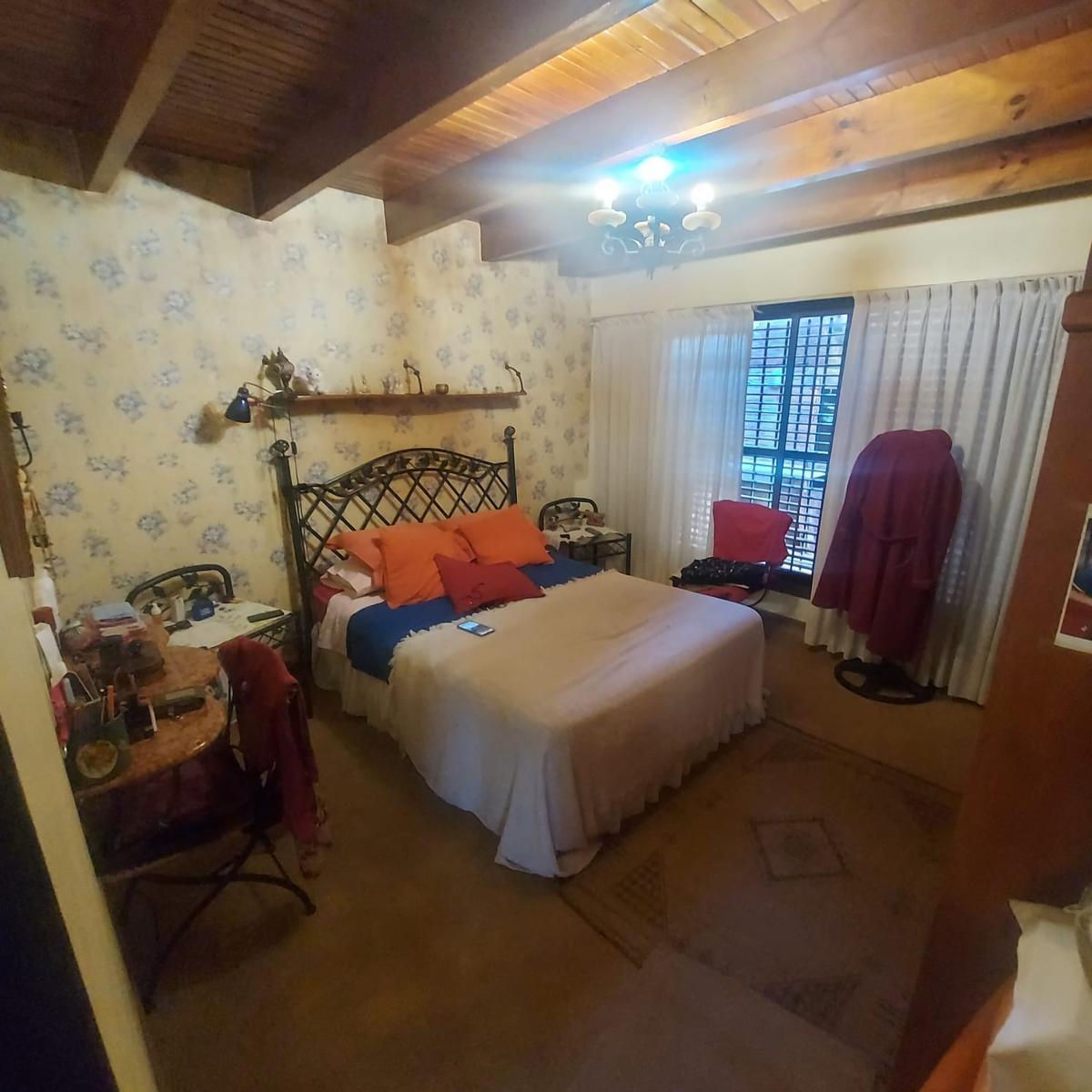 Chalet 4 Amb en Venta en San Miguel Apta Credito! 5