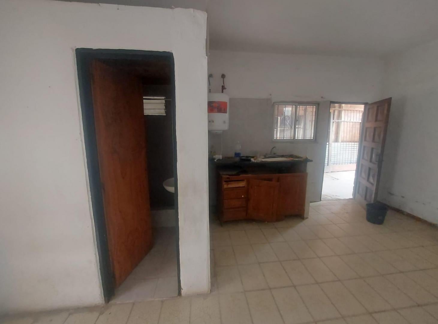 Foto de INVERSION en Villa de Mayo Casa para dividir 5 deptos !!, imagen 1