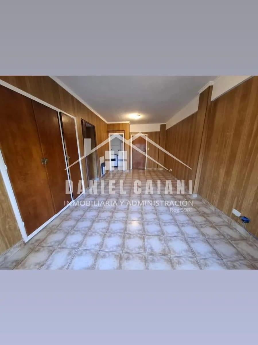 DEPARTAMENTO 3 AMBIENTES 4 BALCONES CON COCHERA EXCELENTE OPORTUNIDAD