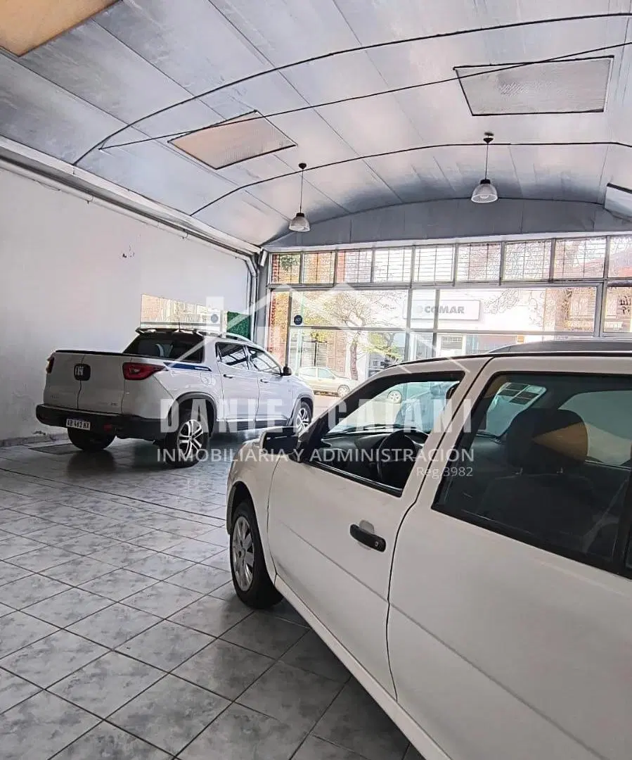 Local comercial en Alquiler en Centro 5