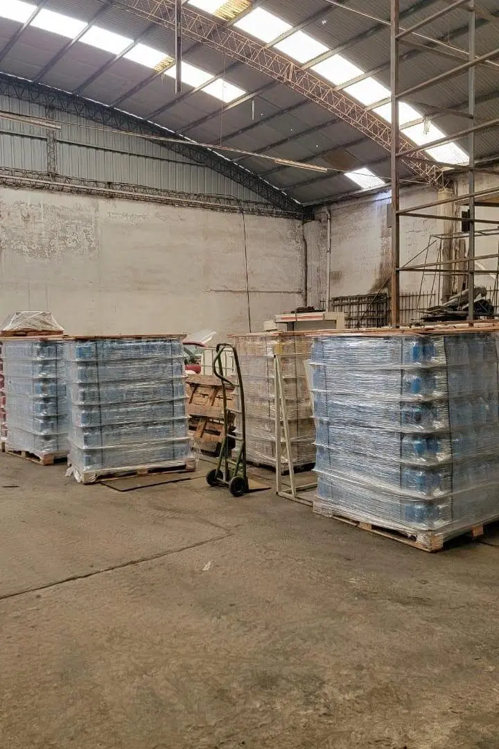 Bodega-Galpon en Venta en Dos De Abril 3