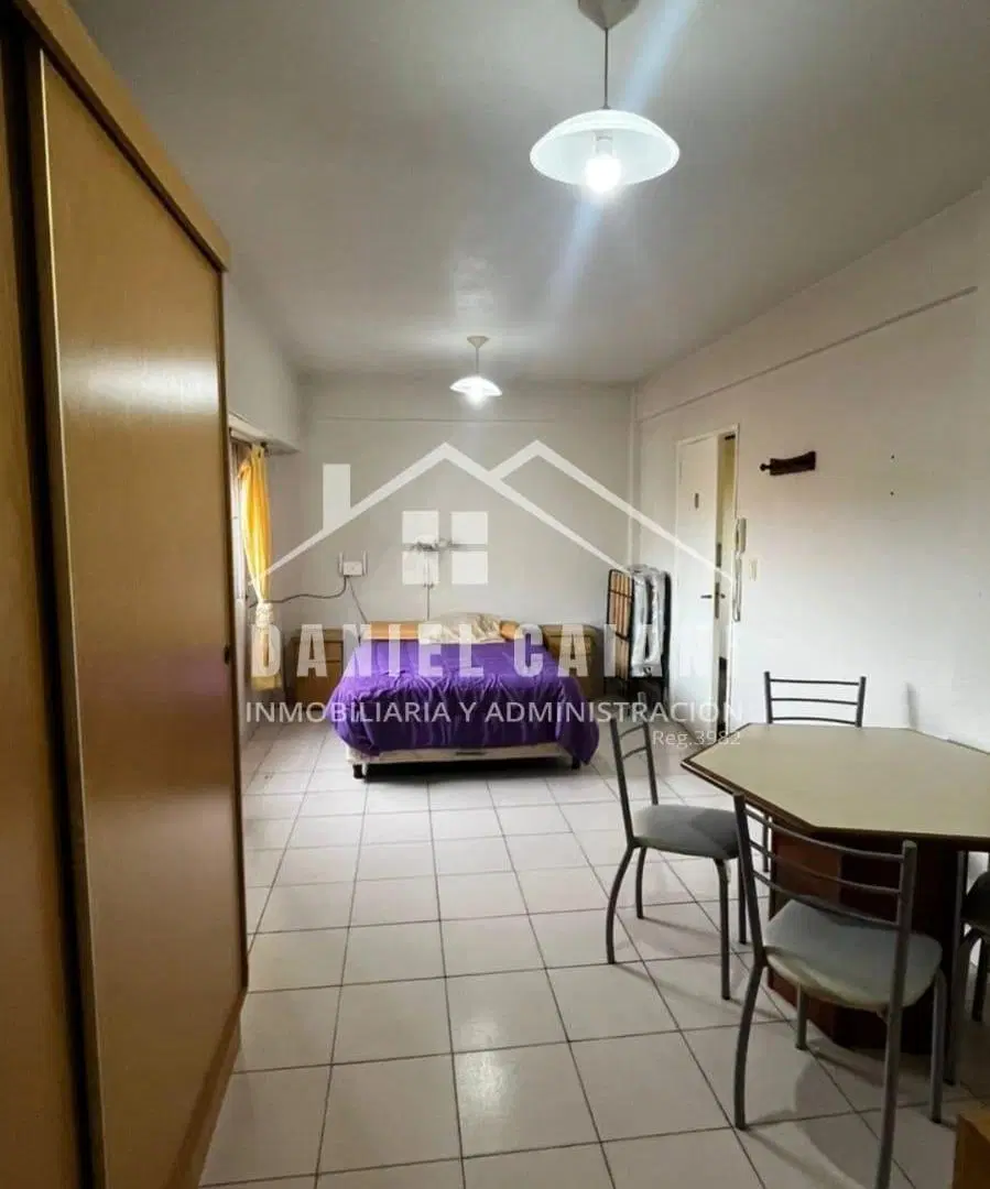 Departamento en Alquiler en Dos De Abril 3