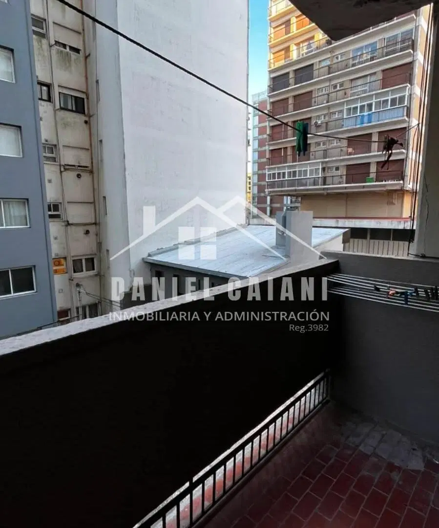 Departamento en Alquiler en Centro 8