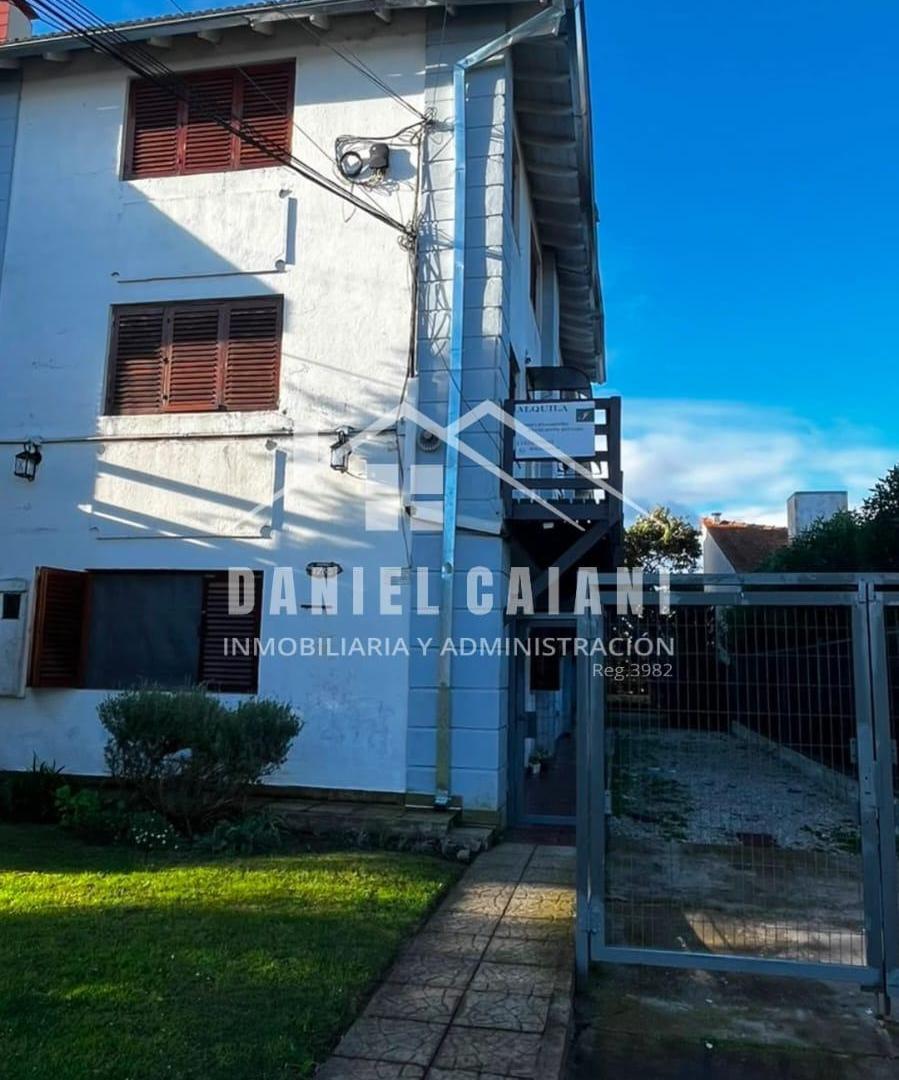 Foto de Casa en Venta en Punta Mogotes, imagen 4