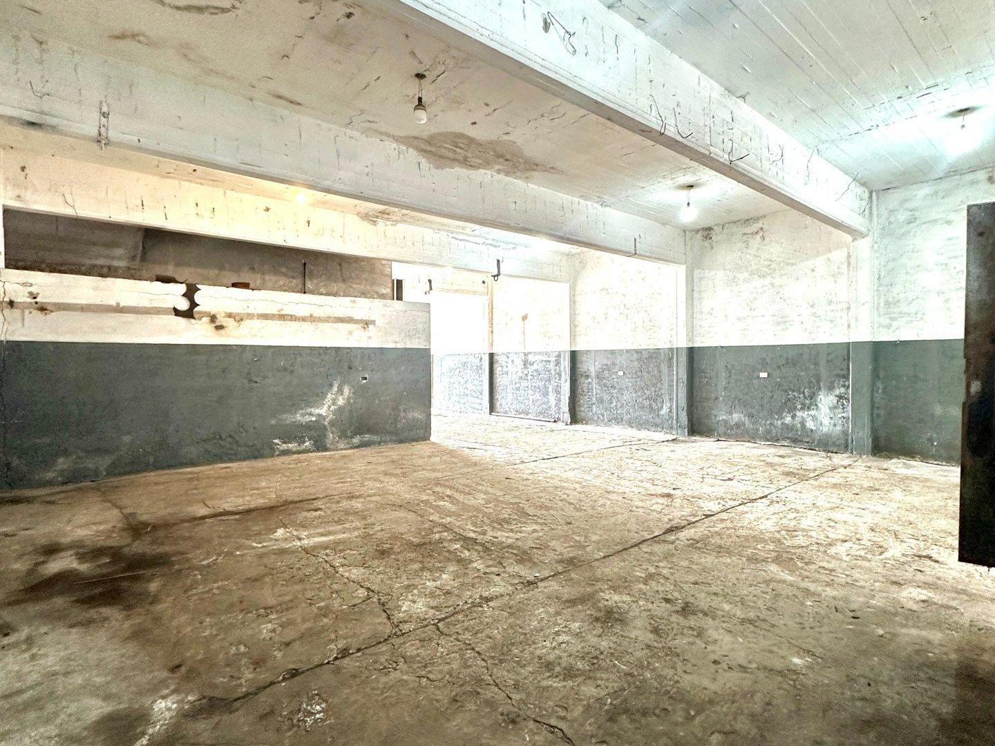 Foto de Bodega-Galpon en Alquiler en Punta Mogotes, imagen 2