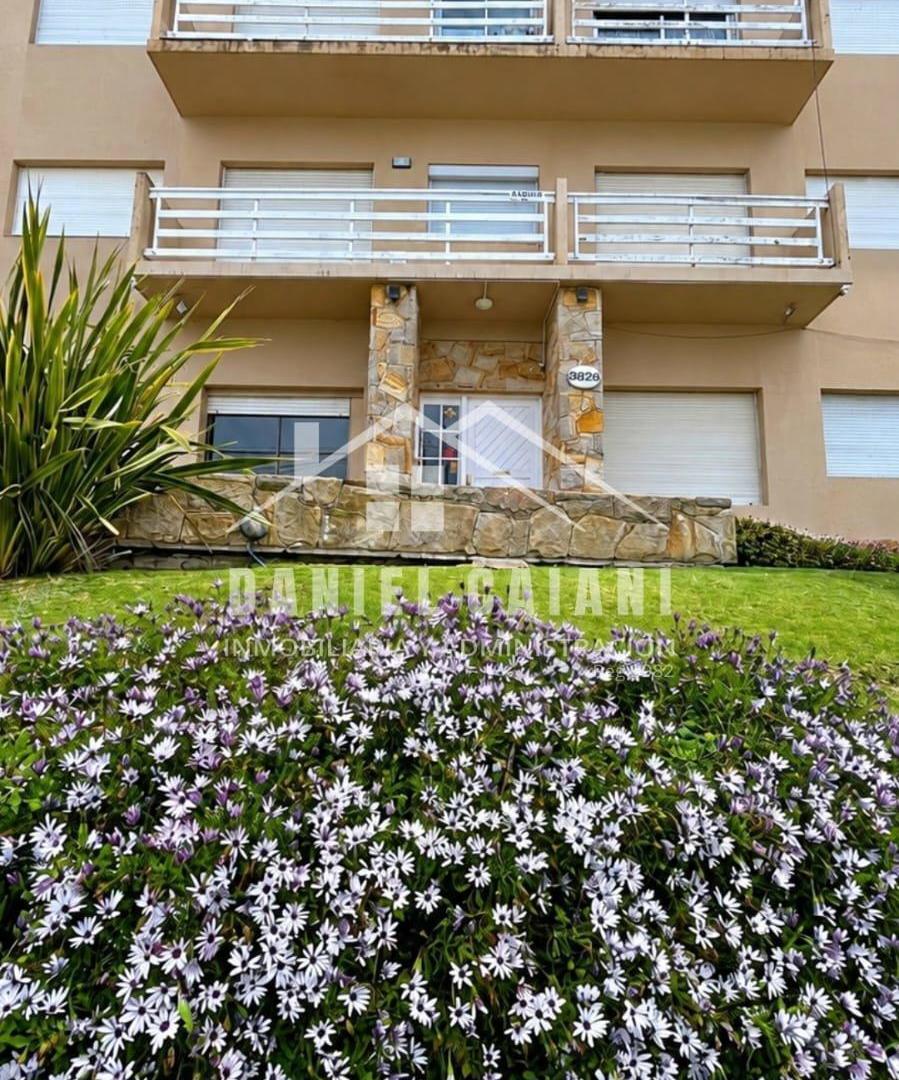 Foto de Departamento en Alquiler en Punta Mogotes, imagen 1